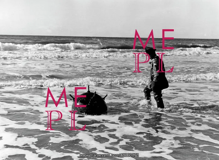 : Defusing a sea mine, 1939-1945 : Defusing a sea mine, 1939-1945