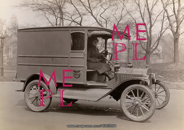  : Delivery truck c. 1910