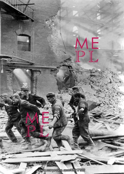 : Demolition party at work, 1943 : Demolition party at work, 1943