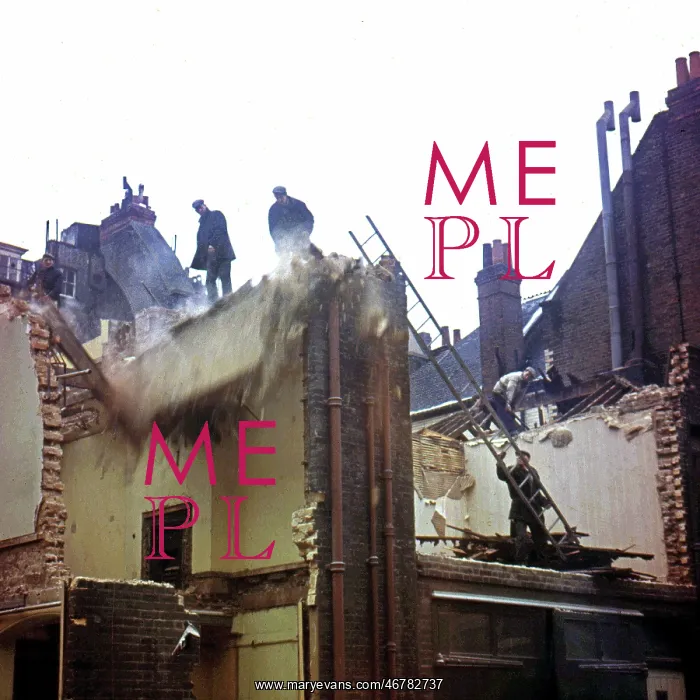 : Demolition workers in SE London : Demolition workers in SE London