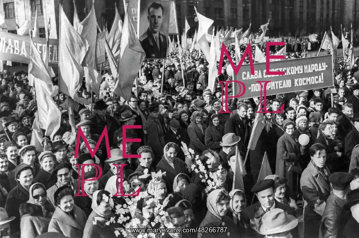 : Demonstration to celebrate Yu.Gagarin's space flight : Demonstration to celebrate Yu.Gagarin's space flight