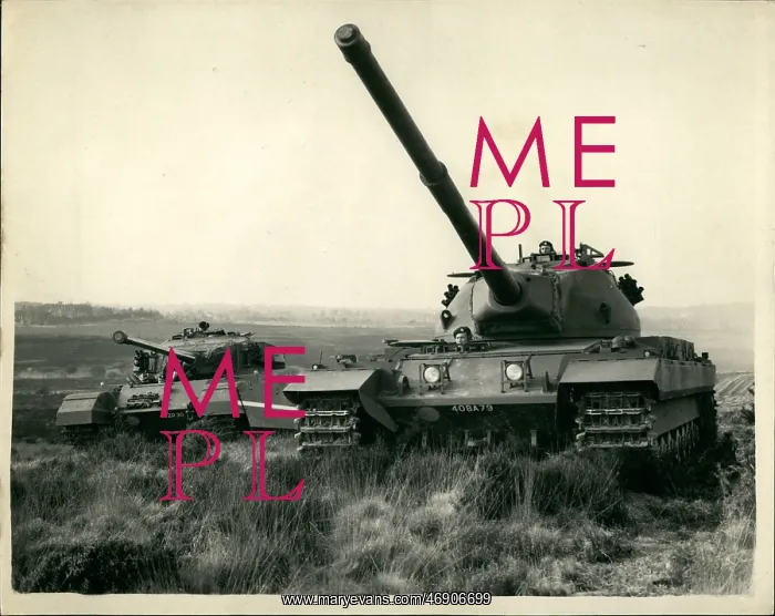 : Demonstration of Conqueror tank, Chobham, Surrey : Demonstration of Conqueror tank, Chobham, Surrey