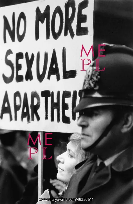  : Demonstration, discrimination against women in media