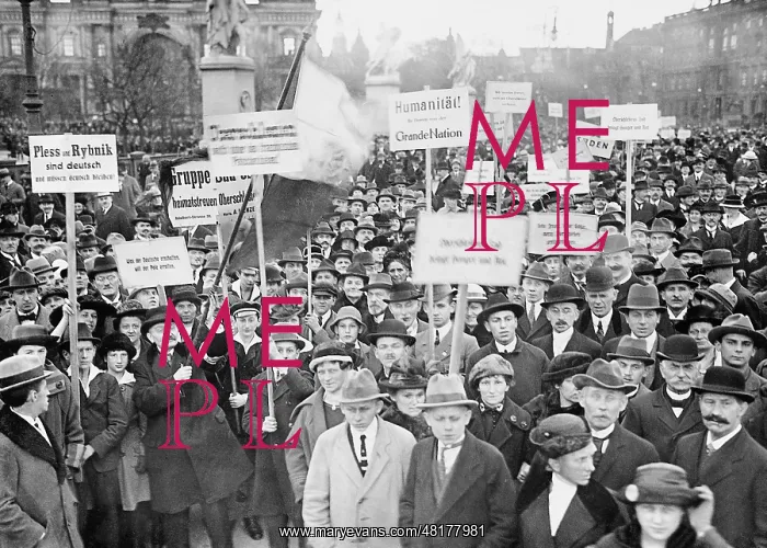 : Demonstration against a division of Upper Silesia, 1923 : Demonstration against a division of Upper Silesia, 1923