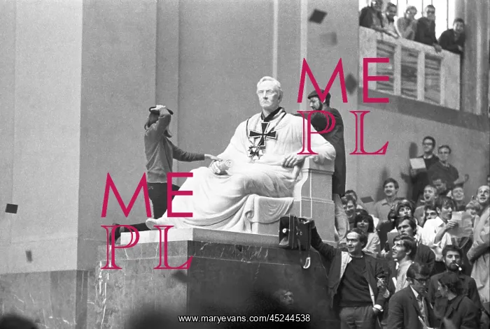 : Demonstration against emergency laws 1968 : Demonstration against emergency laws 1968