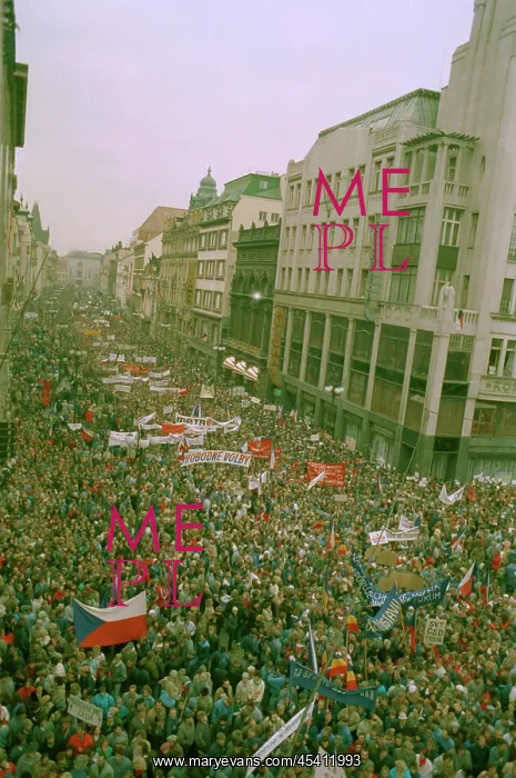 : Demonstration - general strike - Wenceslas Square : Demonstration - general strike - Wenceslas Square