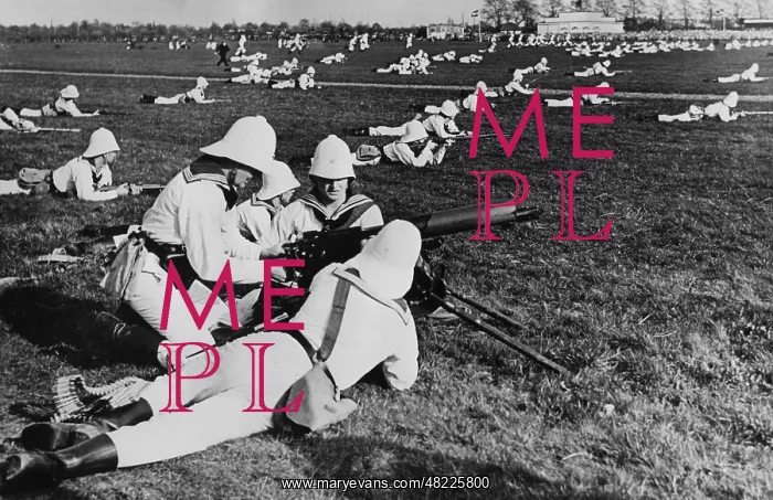 : Demonstration of the Imperial Navy in Kiel on May 1, 193 : Demonstration of the Imperial Navy in Kiel on May 1, 193