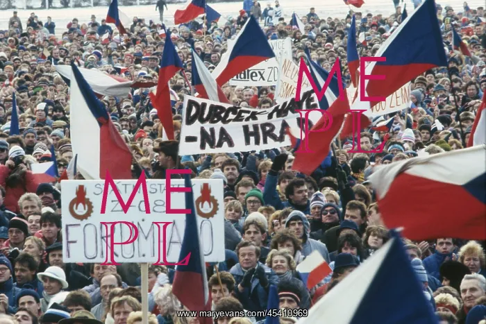 : Demonstration - Letna : Demonstration - Letna