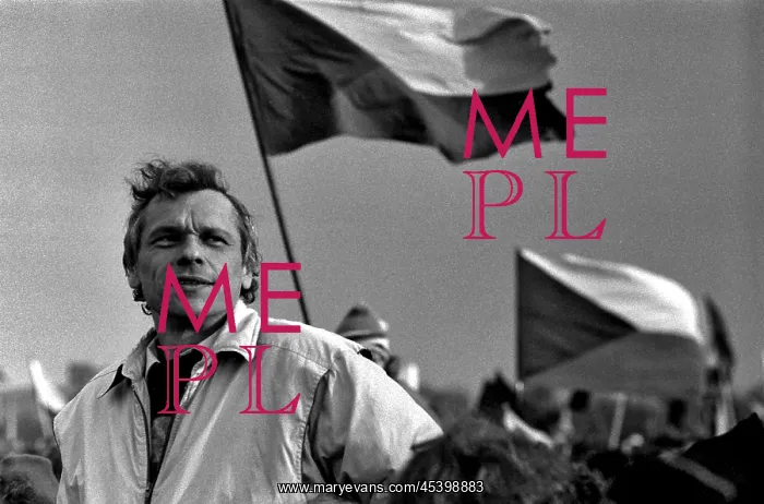 : Demonstration - Letna - flags : Demonstration - Letna - flags