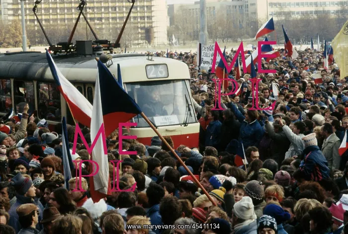 : Demonstration - Letna - tram : Demonstration - Letna - tram
