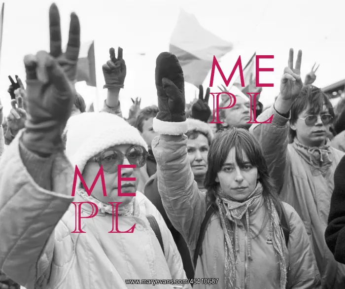 : Demonstration - Letna - V victory sign : Demonstration - Letna - V victory sign