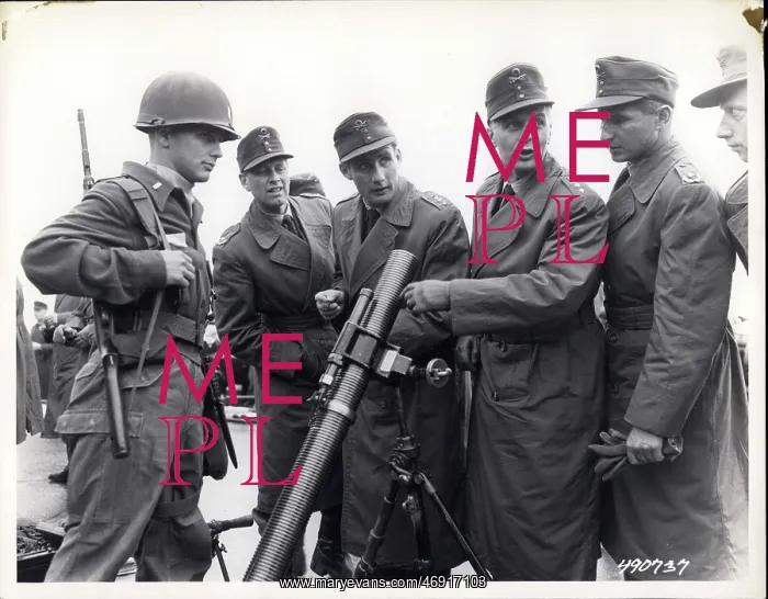 : Demonstration of mortar at Baumholder, West Germany : Demonstration of mortar at Baumholder, West Germany
