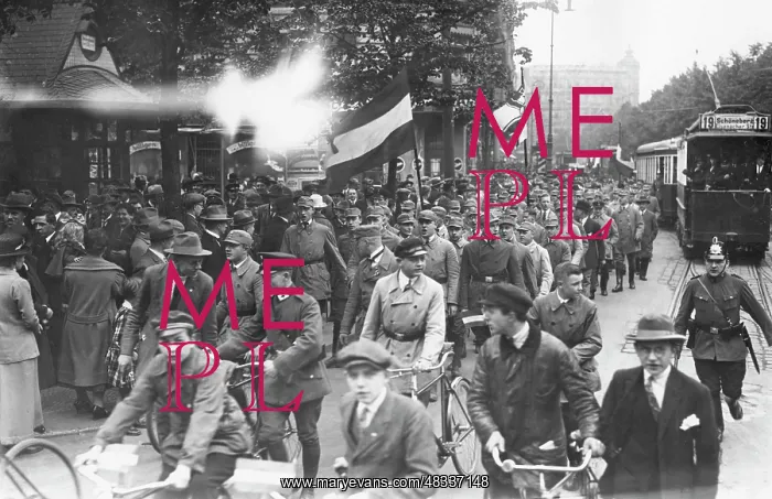 : Demonstration of national associations in Berlin, 1929 : Demonstration of national associations in Berlin, 1929