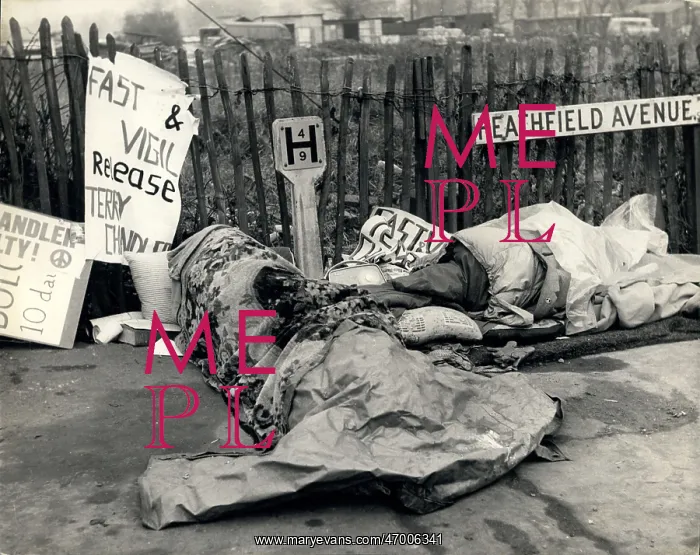 : Demonstration outside Wandsworth Prison, London : Demonstration outside Wandsworth Prison, London