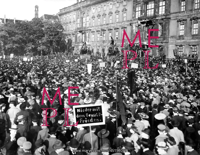 : Demonstration against peace terms in 1919 : Demonstration against peace terms in 1919