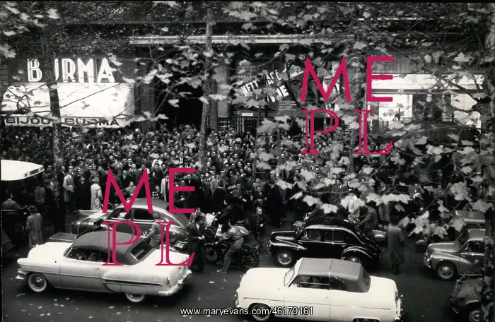: Demonstration at the Place de l'Opera, Paris : Demonstration at the Place de l'Opera, Paris