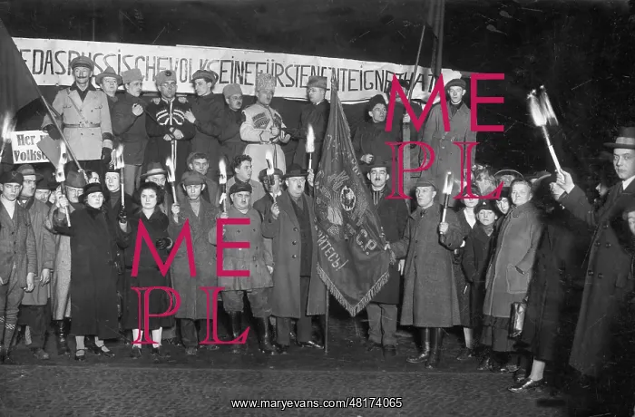 : Demonstration against the Prince's compensation, 1926 : Demonstration against the Prince's compensation, 1926