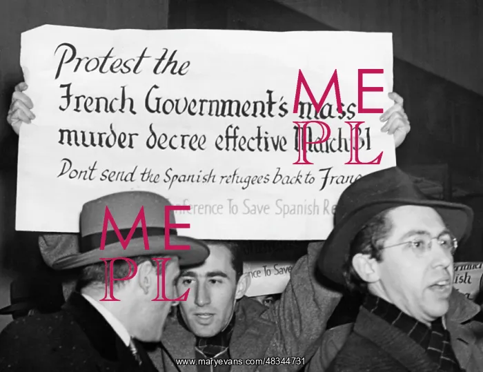 : Demonstration for refugees of the Spanish Civil : Demonstration for refugees of the Spanish Civil