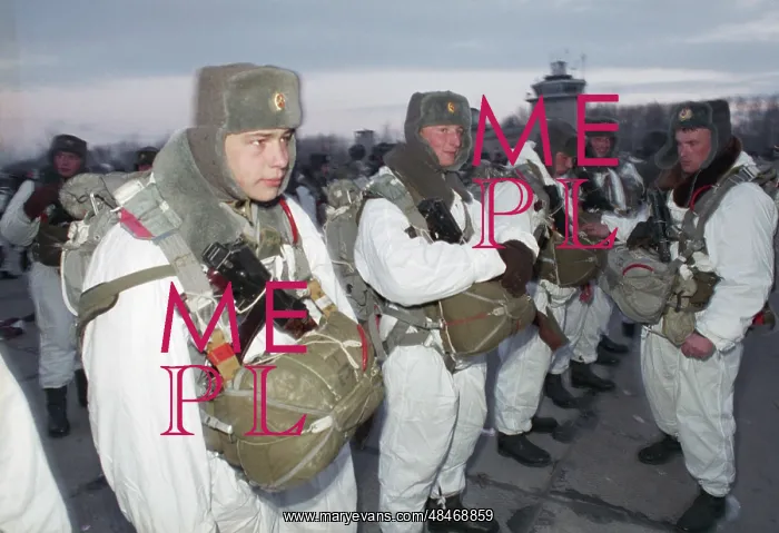 : Demonstration of regimental training of air forces : Demonstration of regimental training of air forces