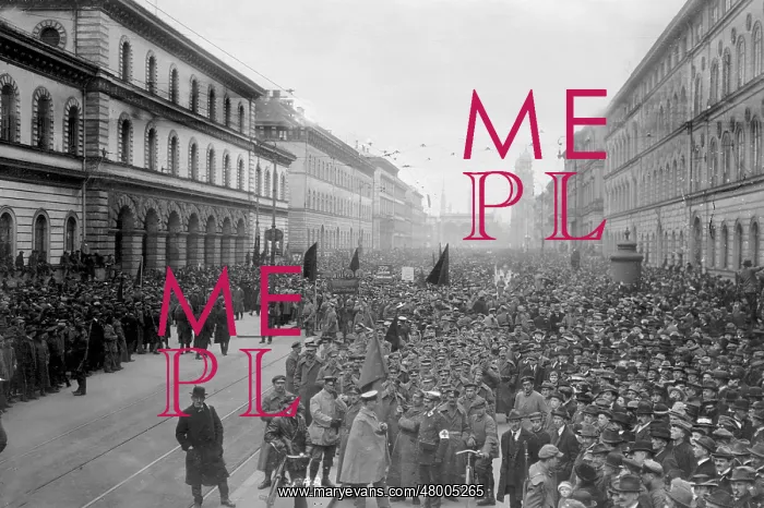 : Demonstration by supporters of Bavarian Soviet Republic : Demonstration by supporters of Bavarian Soviet Republic
