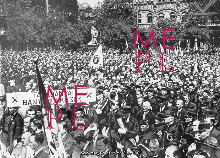 : Demonstration against the Treaty of Trianon, 1931 : Demonstration against the Treaty of Trianon, 1931