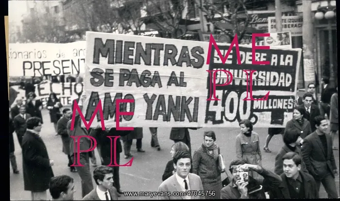 : Demonstration by university students in Uruguay : Demonstration by university students in Uruguay