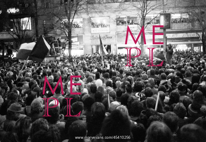 : Demonstration - Wenceslas Square : Demonstration - Wenceslas Square