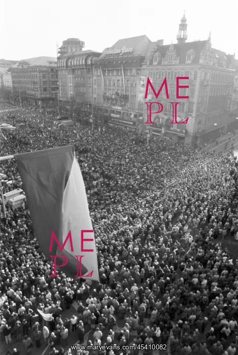 : Demonstration - Wenceslas square - Human Rights : Demonstration - Wenceslas square - Human Rights