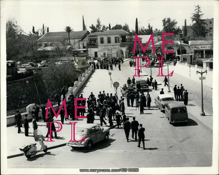 : Demonstrations : Demonstrations