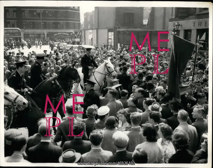 : Demonstrations : Demonstrations