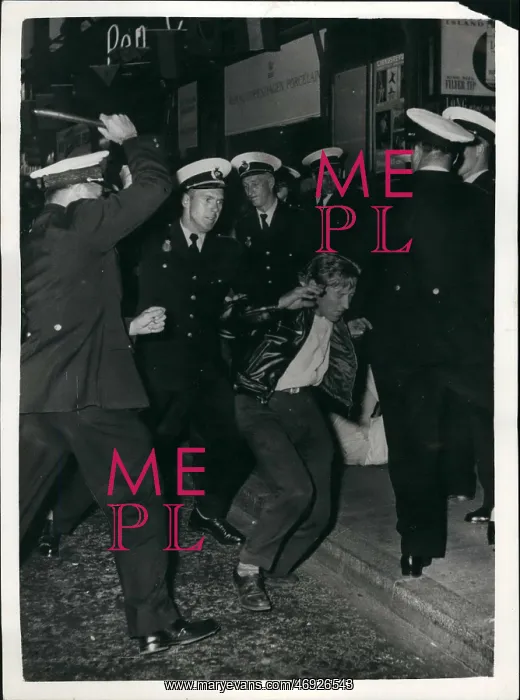 : Demonstrations : Demonstrations