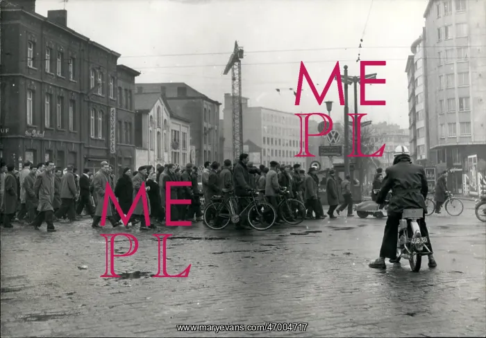 : Demonstrations : Demonstrations