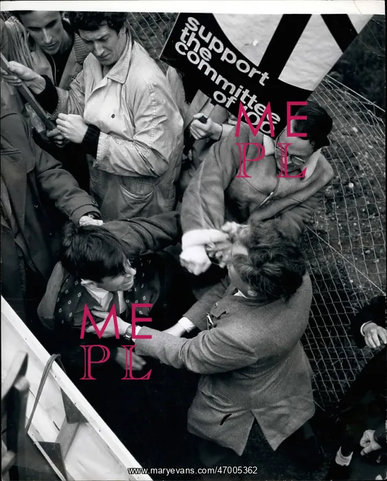 : Demonstrations : Demonstrations