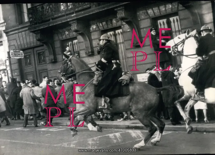 : Demonstrations : Demonstrations