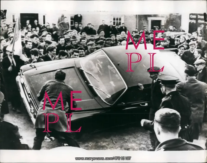 : Demonstrations : Demonstrations