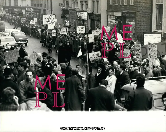 : Demonstrations : Demonstrations