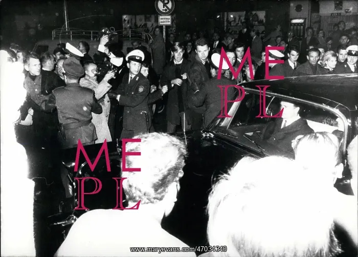 : Demonstrations : Demonstrations