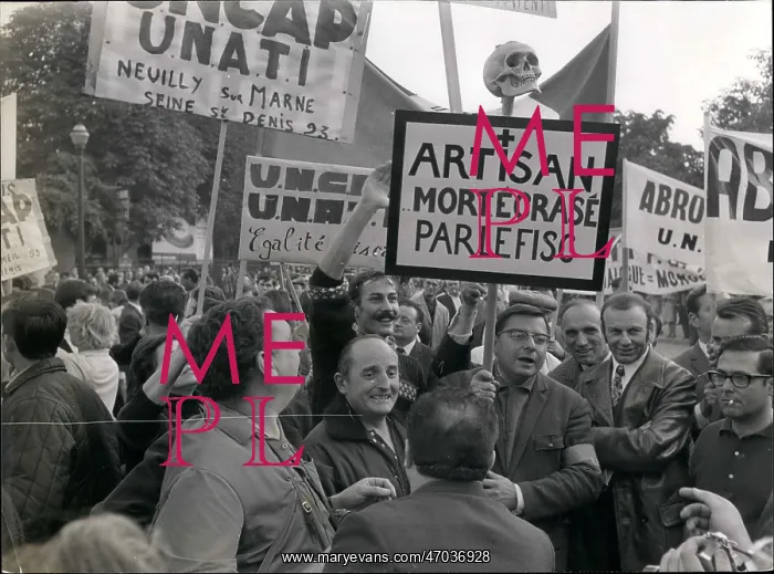 : Demonstrations : Demonstrations