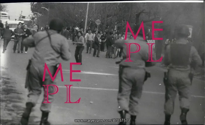 : Demonstrations : Demonstrations