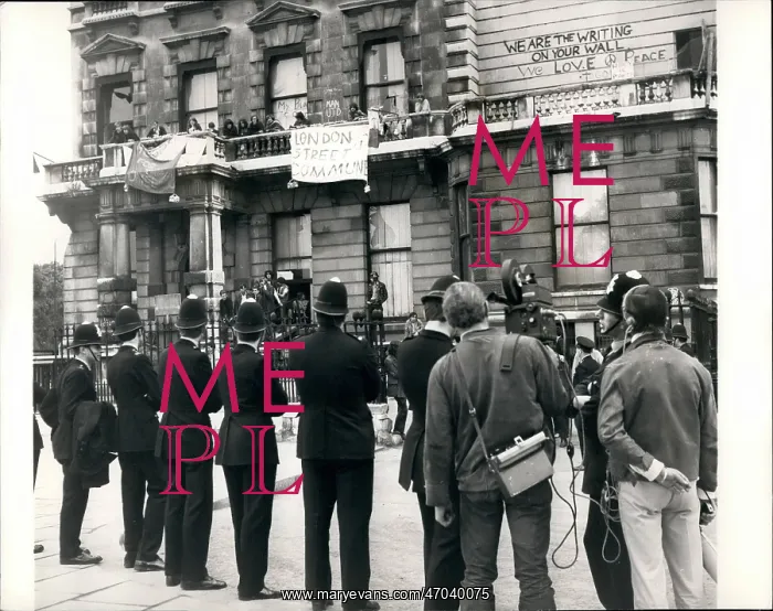 : Demonstrations : Demonstrations