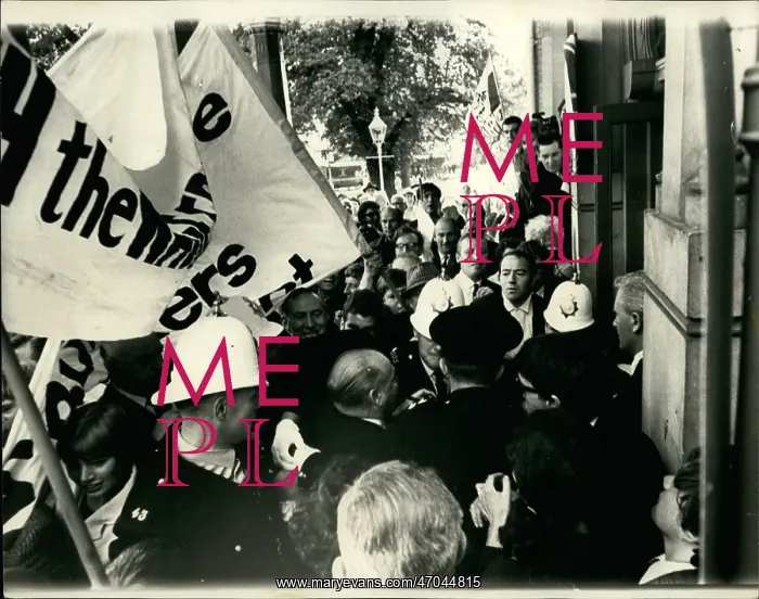 : Demonstrations : Demonstrations