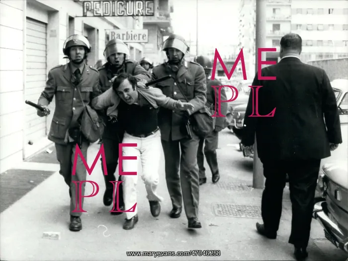 : Demonstrations : Demonstrations