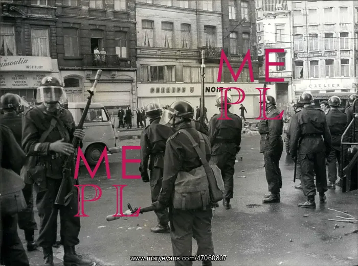 : Demonstrations : Demonstrations