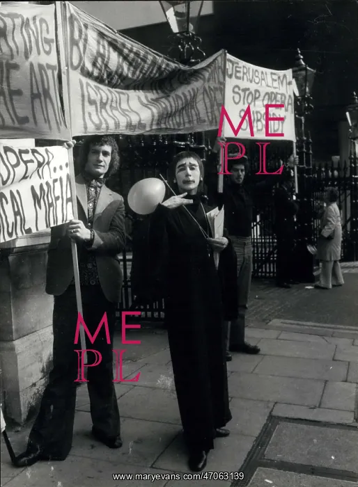 : Demonstrations : Demonstrations