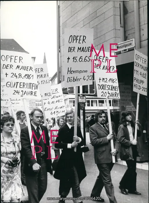 : Demonstrations : Demonstrations