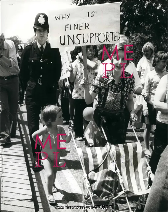 : Demonstrations : Demonstrations