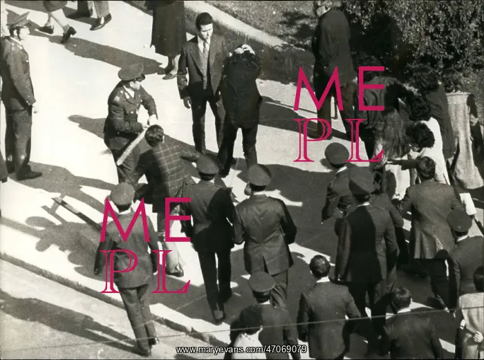 : Demonstrations : Demonstrations