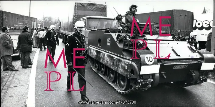 : Demonstrations : Demonstrations