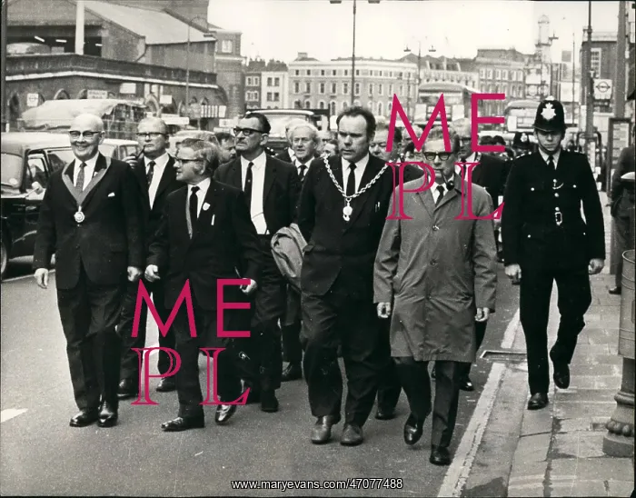: Demonstrations : Demonstrations