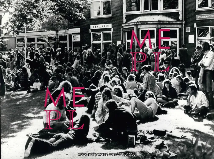: Demonstrations : Demonstrations